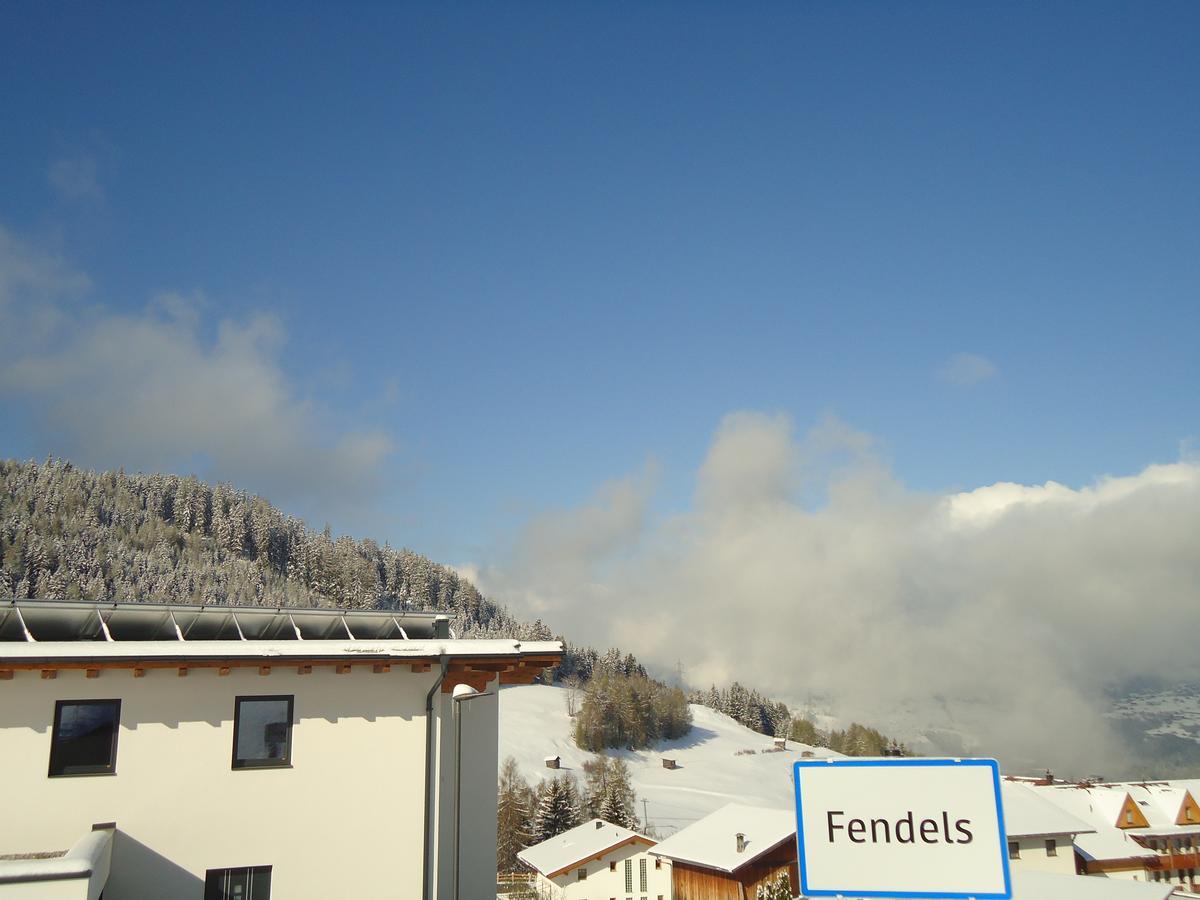 Appartement Schneekristall Fendels Exteriör bild